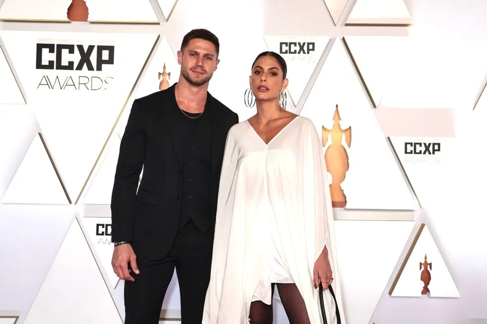 o casalzao mari gonzalez e jonas stulbach tambem marcaram presenca no evento