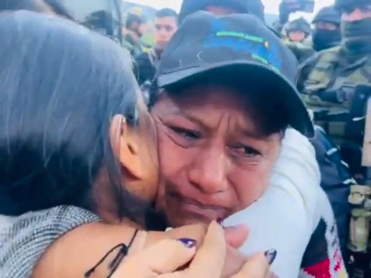 colombia politics conflict kidnapping release