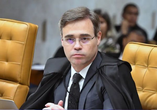 andré mendonça