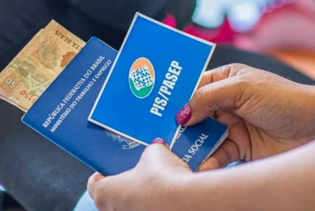 Pagamento do Abono Salarial para Nascidos em Janeiro Tem Início, Beneficiando Milhões de Trabalhadores em Todo o Brasil