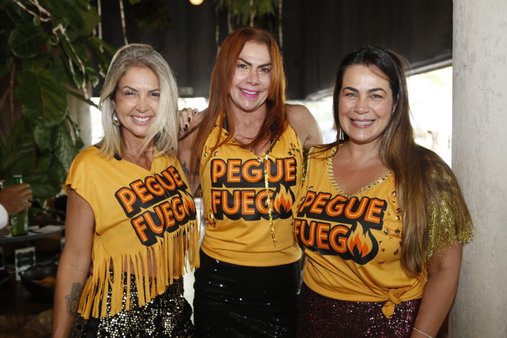 Carolina Tocci, Fernanda Caiado e Stella Caiado