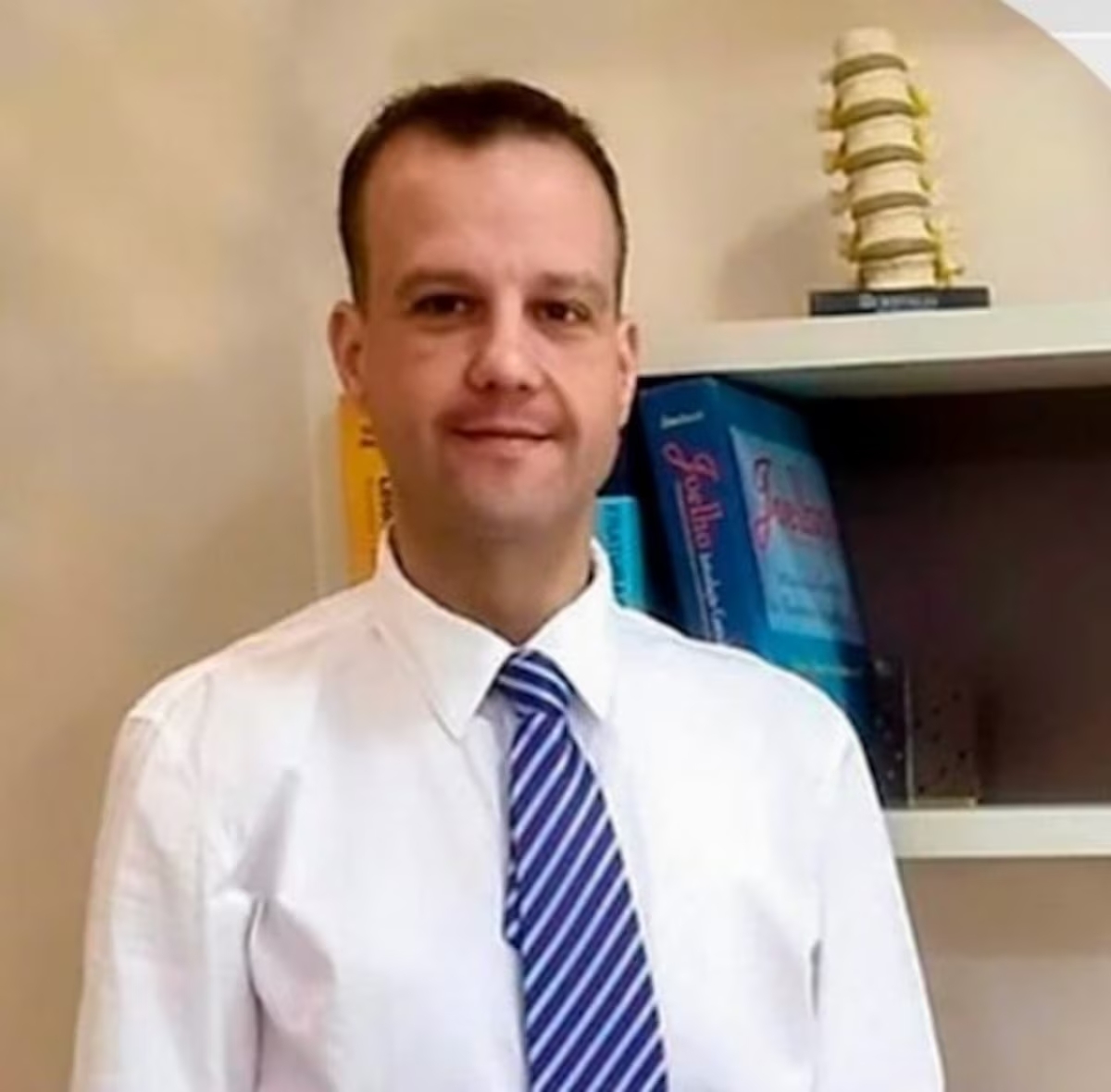 médico que cobrava r 50 por cirurgia do sus