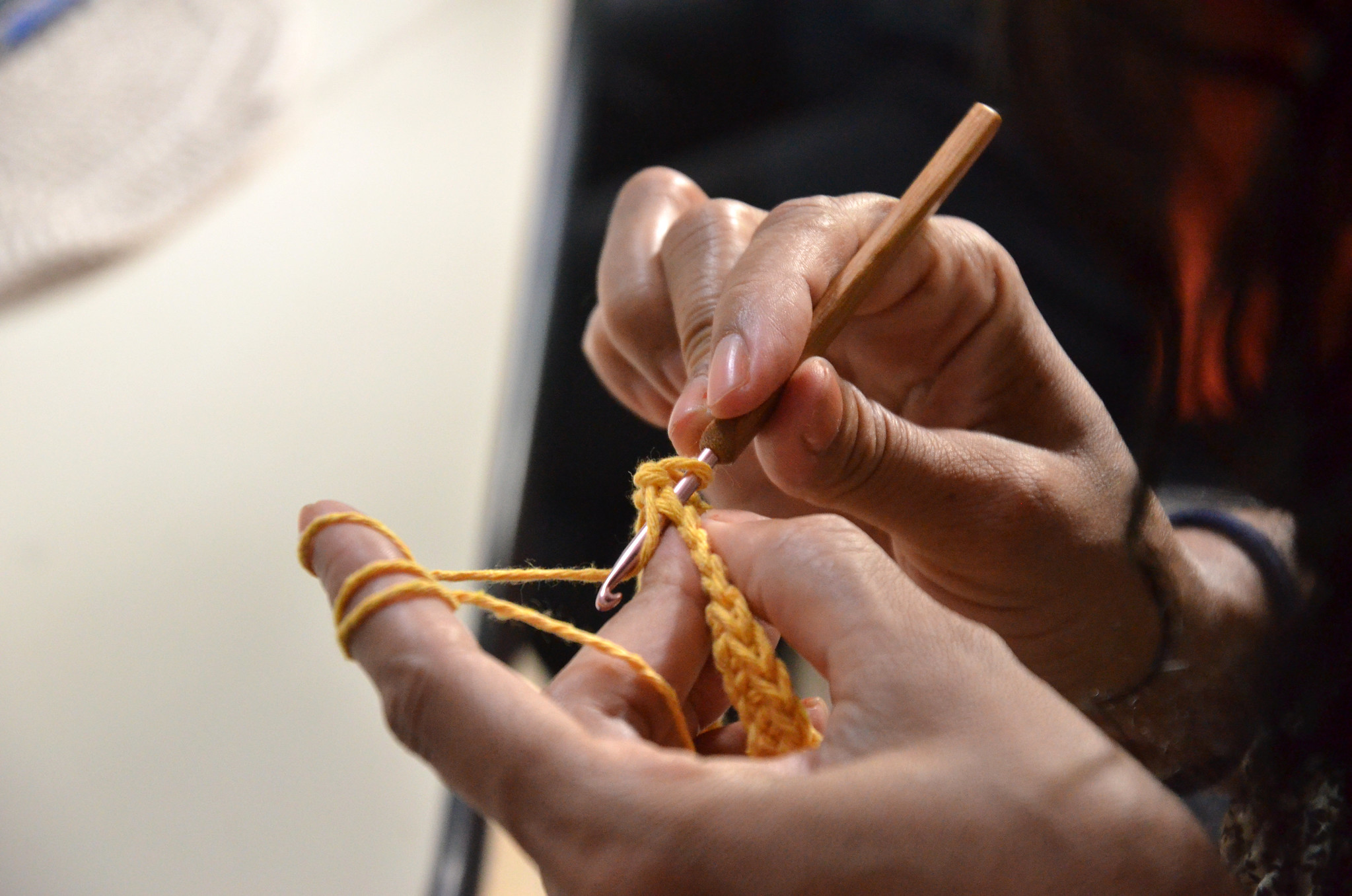 Crochê como Terapia Inovadora: Distrito Federal Usa Artesanato Contra Dependência Química