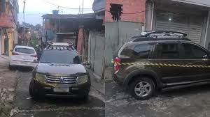 corpo é achado em porta malas de carro furtado em sp