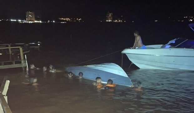 lancha virou e prendeu vítimas que morreram entre sp e mg, diz testemunha