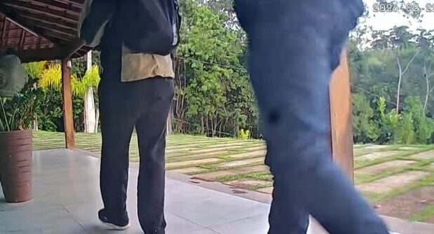 quadrilha invade condomínio em guararema