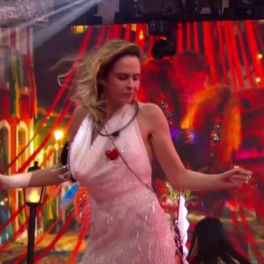 bbb 26 ana paula danca world hold on em festa 1771893166535 v2 1x1