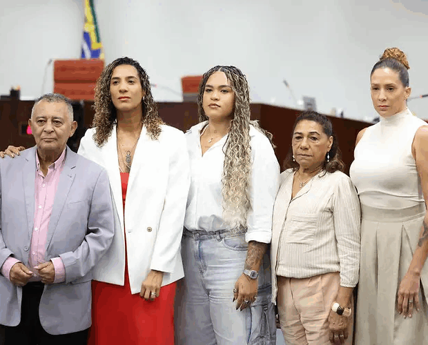 familiares de mariel