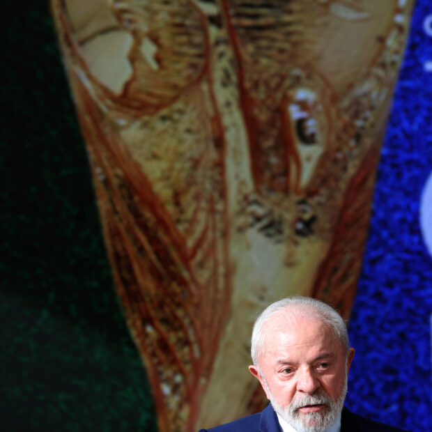 cerimônia de apresentação das taças da copa do mundo