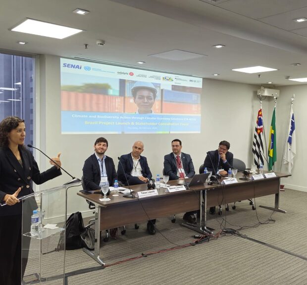 e13f5dad 8331 4130 ab5c f1b9012c9927