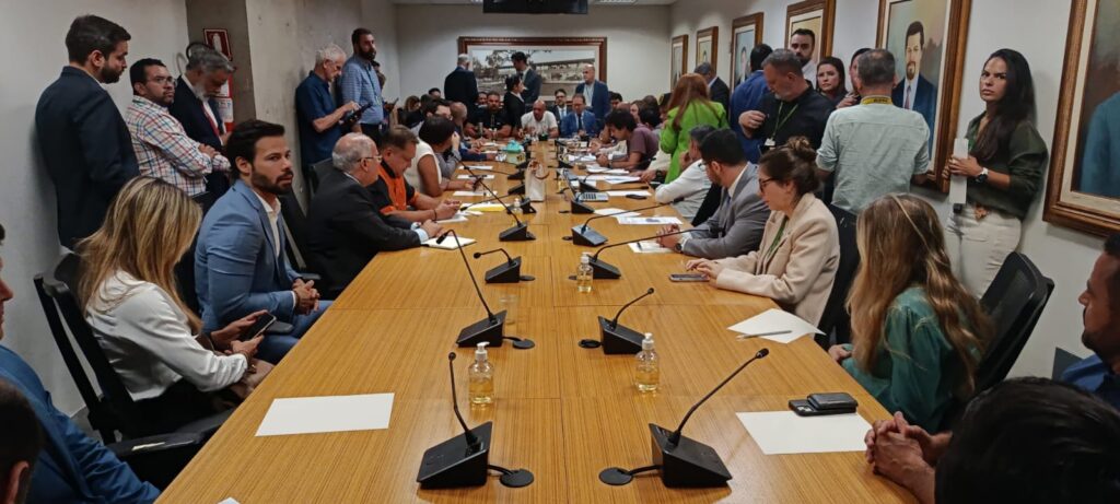 reuniao cldf presidente brb