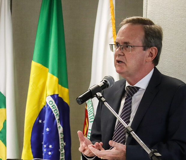 52574553588 155899004e c