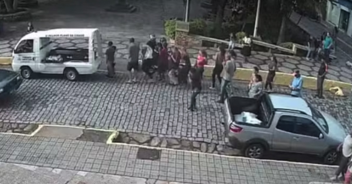 mulher é baleada durante velório da mãe