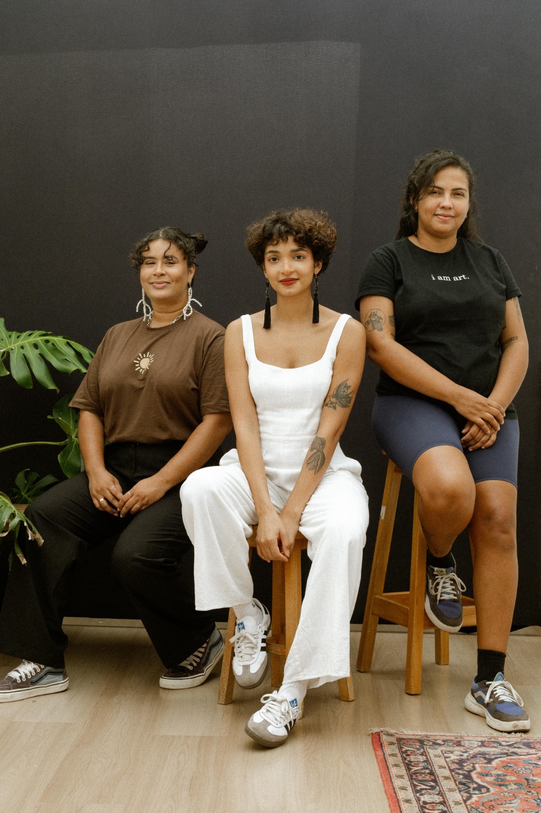 thaís holanda, waléria gregoria e didi colado, as artistas por trás do projeto cred flavv