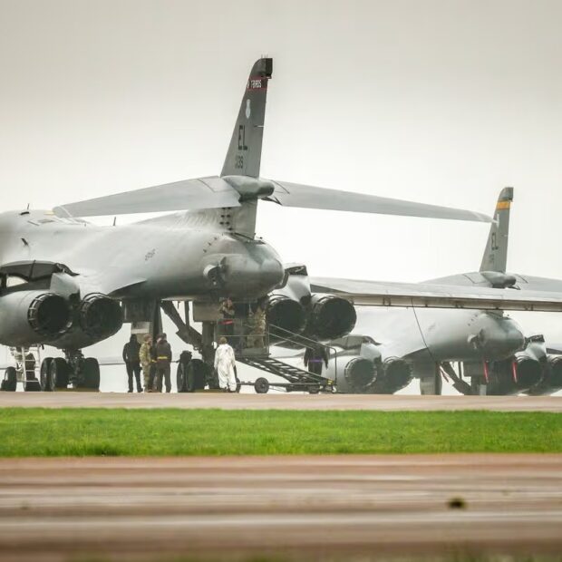 Bombardeiros dos EUA na base britânica