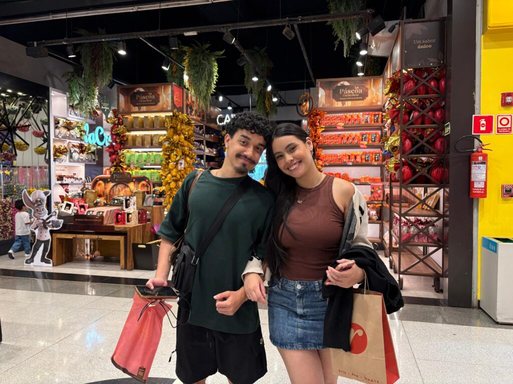 antes de comprar chocolate na páscoa, veja dicas para fazer escolhas mais saudáveis namorados leonardo rodrigues, de 19 anos júlia carvalho, de 22 anos créditos daniel xavier jornal de brasília