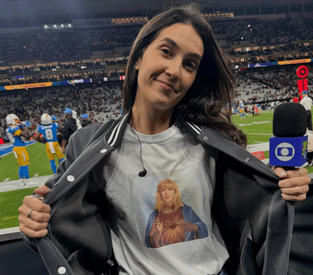 taylor swift santificada