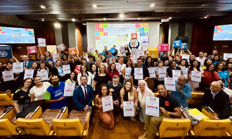 2acd4b73 5ea6 47fc b435 f45ac63a02fd