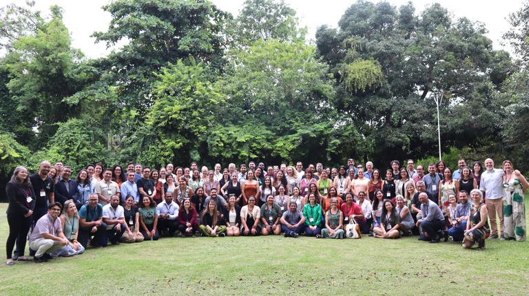 325187df f7a3 4f4a 824d 7c00339427f1