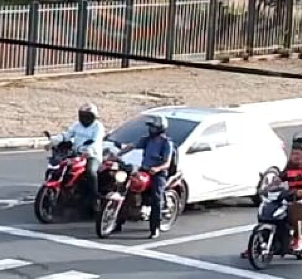 [motociclista sendo atropelado e arremessado ao ar no piauí