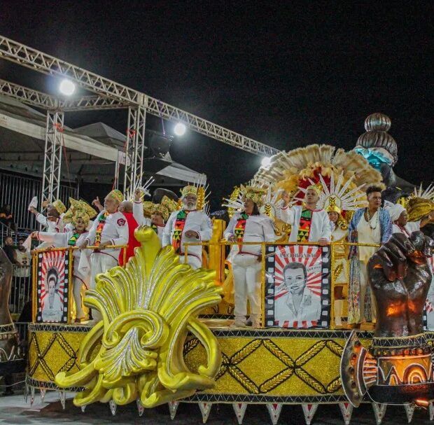 escola de samba1 (1)