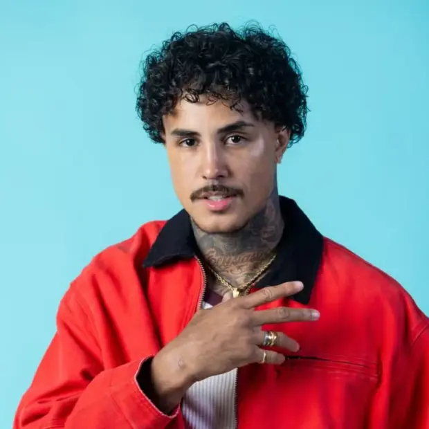em video chocante mc livinho anuncia pausa na carreira
