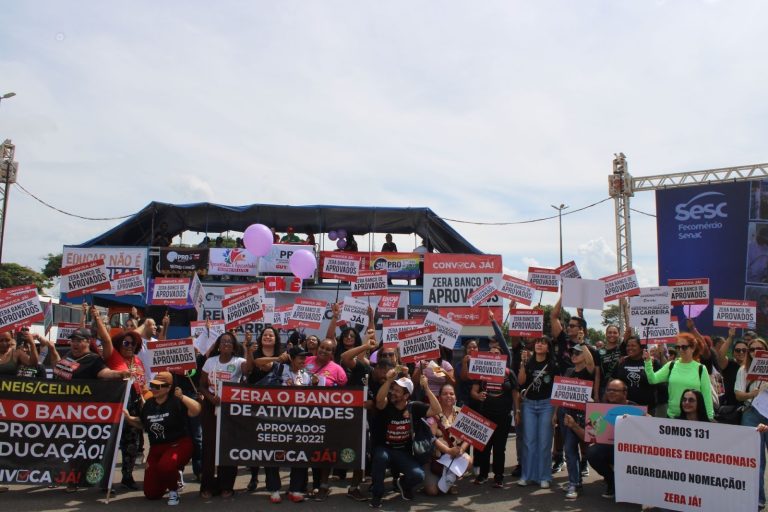 professores df prostesto4