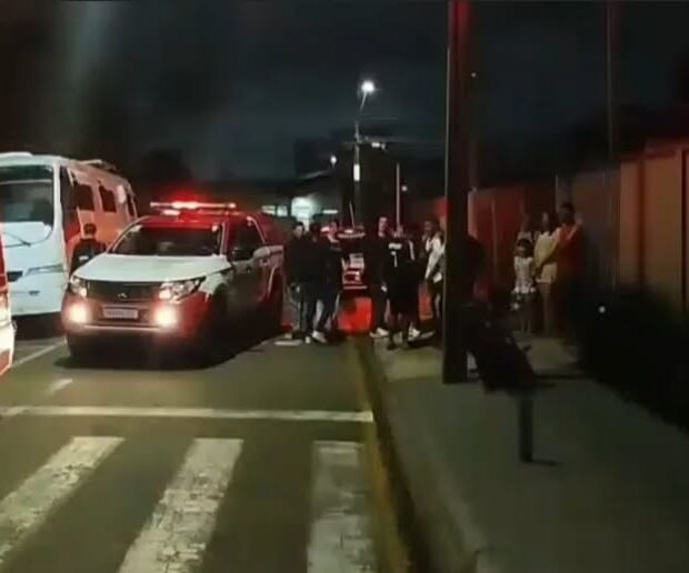 colégio estadual daniel rocha aluno esfaqueado