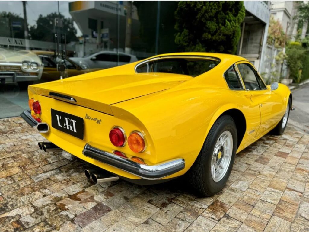 ferraridino3