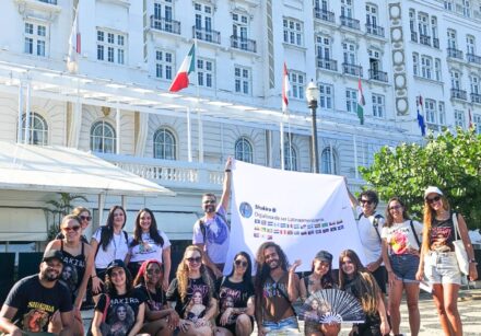 fãclube shakira ação rock & roll hall of fame (1)
