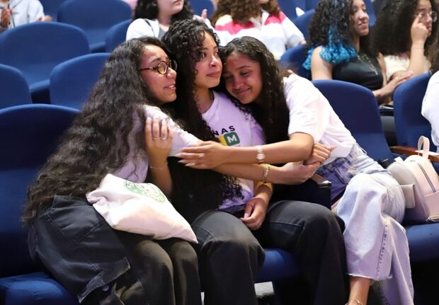 6875d2f7 c324 4893 a777 7cbe2d9c8d05