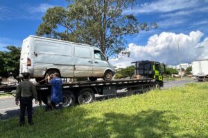 van com 396 infrações