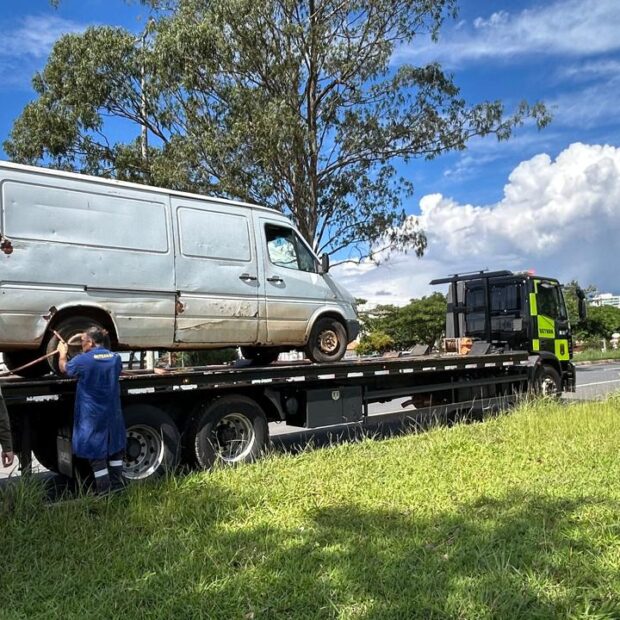 van com 396 infrações