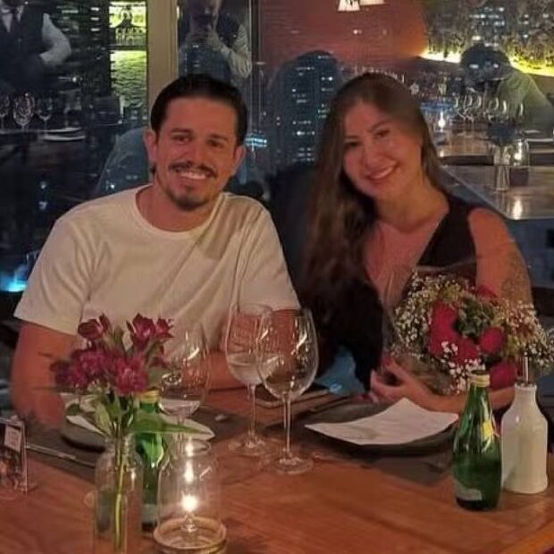 jovem é morta a facada após pedir para ver celular de namorado