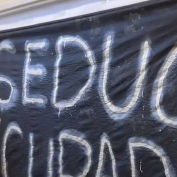 secretaria de educação protesto