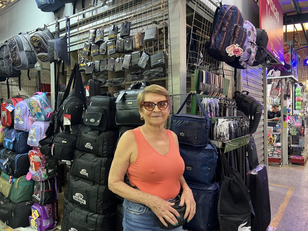 elizabeth de queiroz, feirante caroline purificação