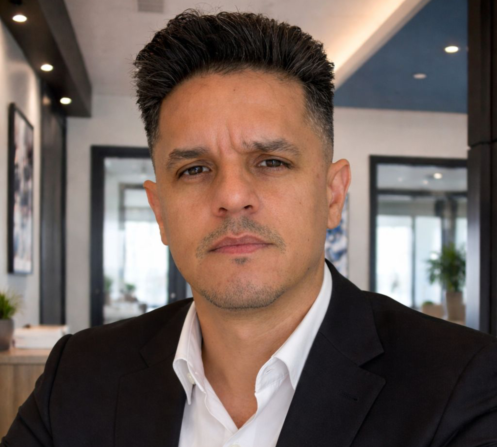 Willian De Moura Alves e a arte de salvar operações críticas no comércio global