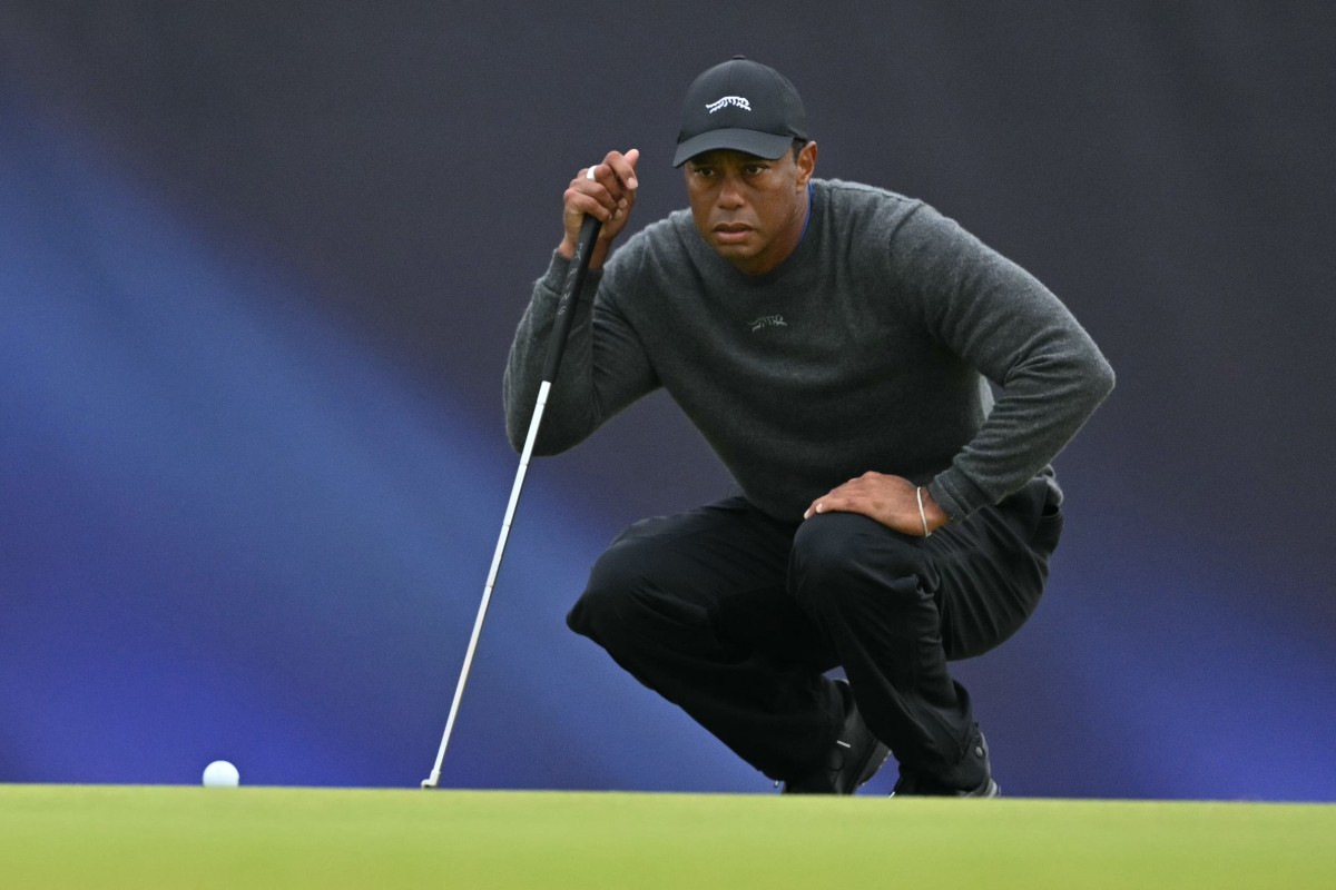 Tiger Woods paga fiança e deixa prisão oito horas após se envolver em acidente por ‘embriaguez’