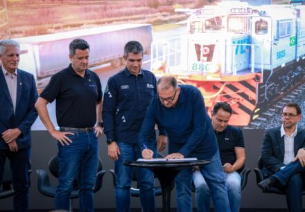 90d24720 19d2 480c b98a b1e86a52a1fc