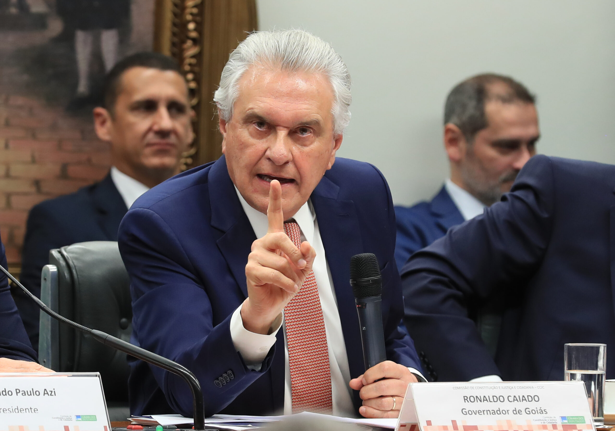 brasília (df), 28/05/2025 governadores do pará, helder barbalho, e de goiás, ronaldo caiado na comissão de constituição, justiça e cidadania (ccj) da câmara para debater a pec da segurança pública. foto: lula marques/agência brasil