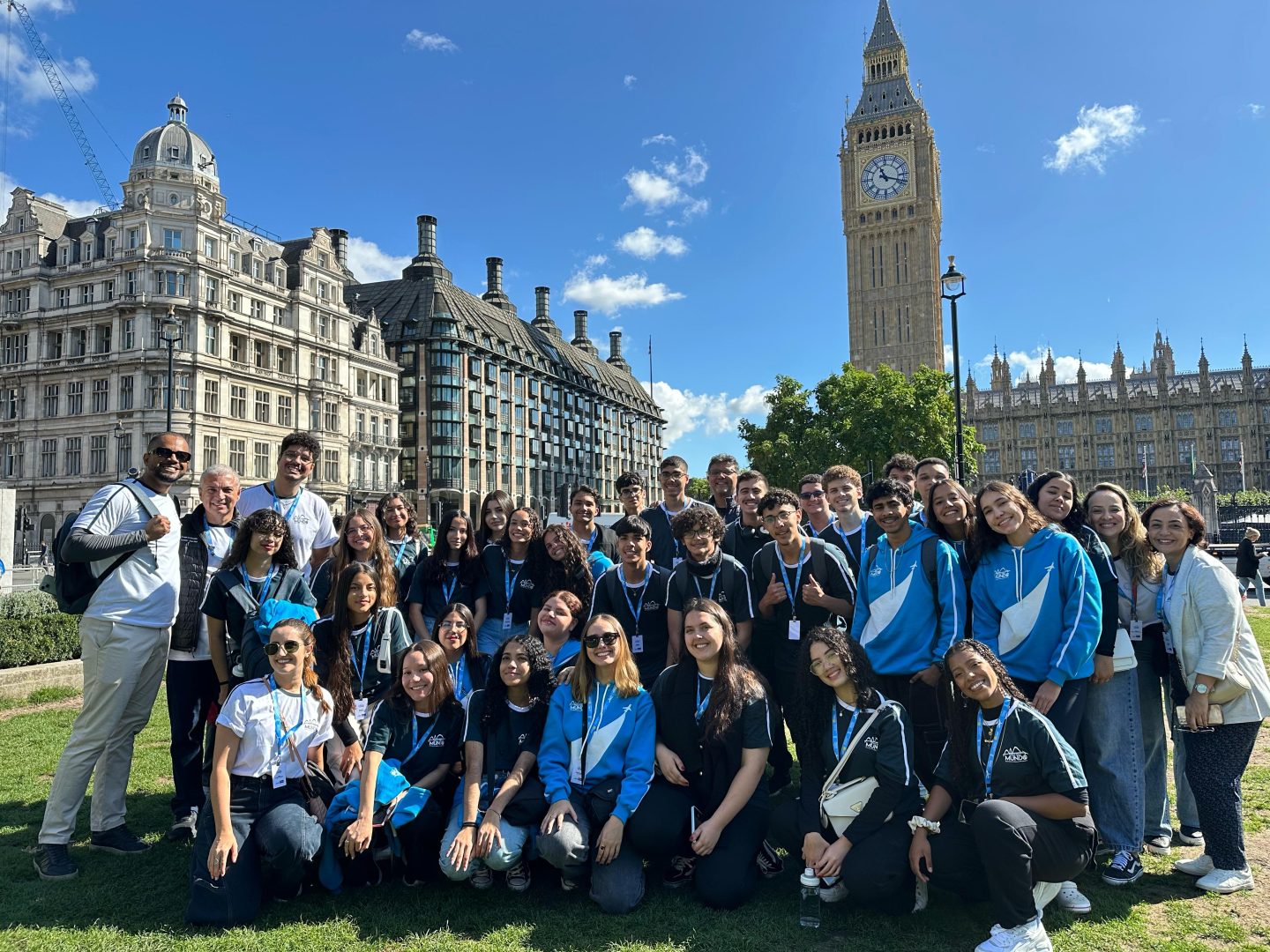 estudantes pontes para o mundo 2025 foto jotta casttro foto capa (1)