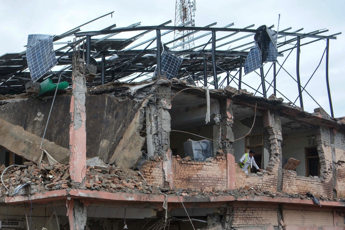 pakistan unrest blast