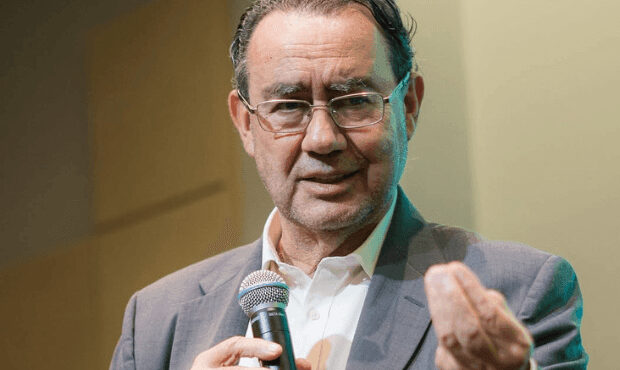 augusto cury psiquiatra 640x370.png (1)