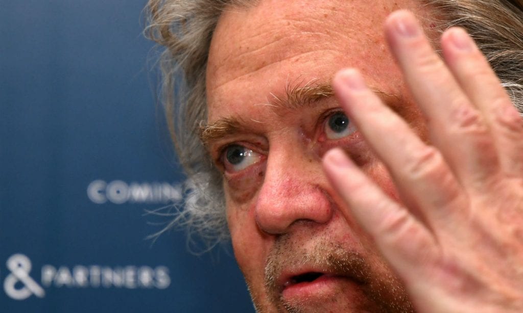 Suprema Corte dos EUA abre caminho para revogar condenação de ex-colaborador de Trump Steve Bannon