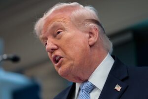 us president donald trump holds presser amid iran war