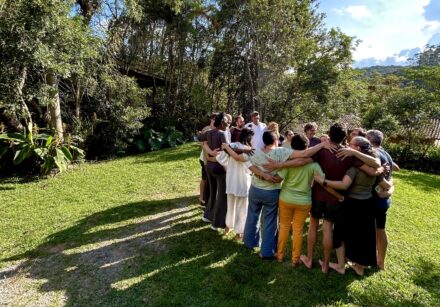 Turismo espiritual vira método: Dr. Lara abre nova edição em Ibiúna