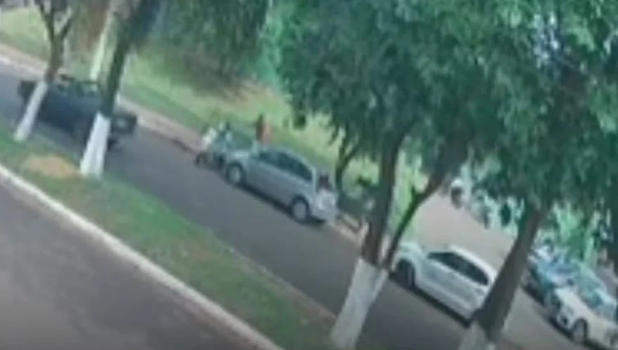 homem suspeito de matar condenado por assassinato da mãe mg