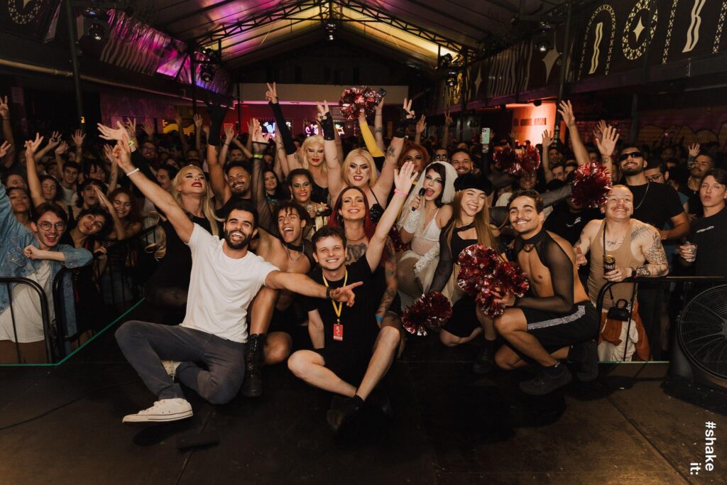 461d509a 5154 41d5 8aa9 7e4ccb1acb96