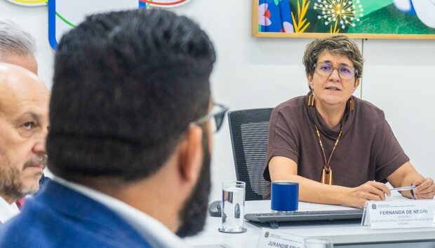 445b2ee5 de81 49e5 a9e3 8dd4c52dafb8