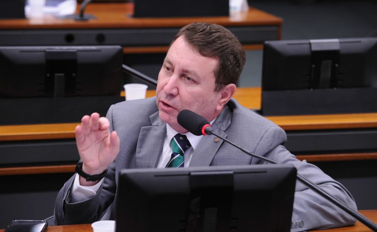 Comissão aprova projeto para acessibilidade digital a deficientes